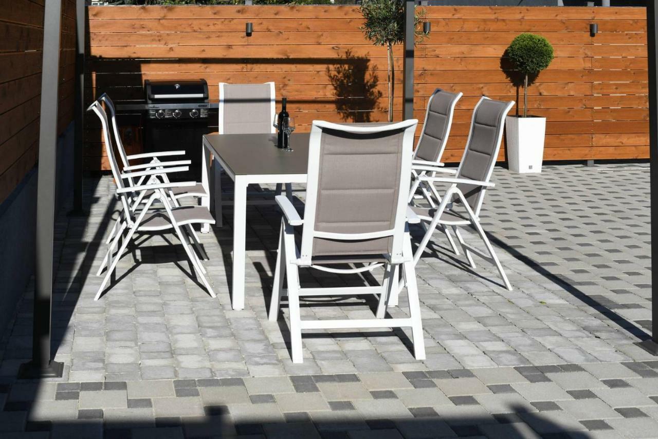 "Oasis Of Peace Zagreb-Apartments" Екстер'єр фото